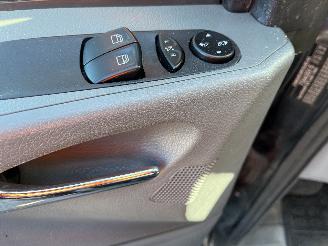 Mercedes Vito Vito (639.7) Bus 2.2 109 CDI 16V (OM646.980) [70kW]  (09-2006/08-2010)= picture 12