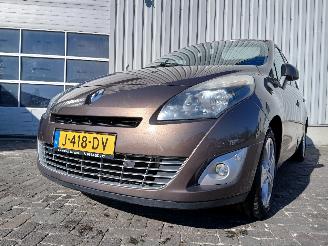 uszkodzony samochody osobowe Renault Scenic Grand Scénic III (JZ) MPV 1.4 16V TCe 130 (H4J-700(H4J-A7)) [96kW]  =
(02-2009/12-2016) 2010/7