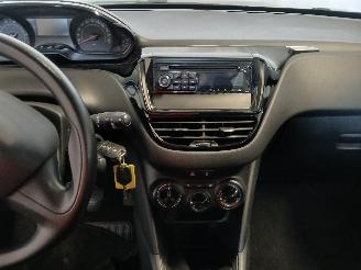 Peugeot 208 208 I (CA/CC/CK/CL) Hatchback 1.0 Vti 12V PureTech (EB0(ZMZ)) [50kW]  =
(03-2012/12-2019) picture 18