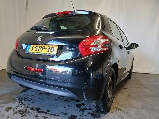Peugeot 208 208 I (CA/CC/CK/CL) Hatchback 1.2 Vti 12V PureTech 82 (EB2F(HMZ)) [60k=
W]  (03-2012/12-2019) picture 5