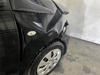 Peugeot 108 108 Hatchback 1.0 12V (1KRFE(CFB)) [51kW]  (05-2014/...) picture 8