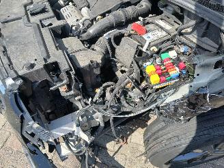 Opel Grandland Grandland (X) SUV 1.2 Turbo 12V (F12XHT(EB2ADTS)) [96kW]  (06-2017/...=
) picture 31