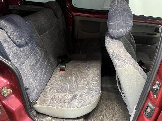 Renault Kangoo Kangoo (KC) MPV 1.6 16V (K4M-752) [70kW]  (06-2001/01-2008) picture 10