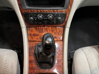 Mercedes C-klasse C (W203) Sedan 2.2 C-200 CDI 16V (OM611.962) [85kW]  (09-2000/06-2003)= picture 25