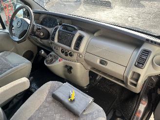 Opel Vivaro Vivaro Van 1.9 DTI 16V (F9Q-760) [74kW]  (08-2001/07-2014) picture 6