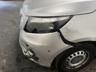 Mercedes Vito Vito (447.6) Van 2.2 114 CDI 16V (OM651.950) [100kW]  (10-2014/...) picture 13