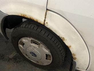 Ford Transit Transit Bus 2.2 TDCi 16V (P8FA(Euro 4)) [63kW]  (04-2006/08-2014) picture 13