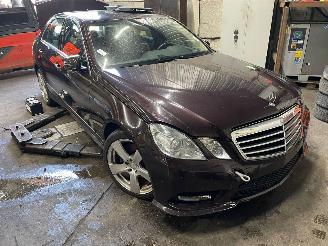 Mercedes E-klasse E (W212) Sedan E-300 BlueTec Hybrid V6 24V (OM651.924(Euro 5; Euro 6))=
 [150kW]  (12-2011/12-2016) picture 2