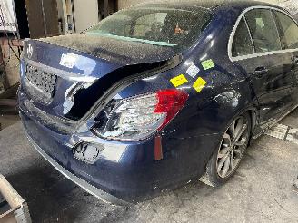 Mercedes C-klasse C (W205) Sedan C-350 e 2.0 16V (M274.920) [205kW]  (02-2015/08-2018) picture 3