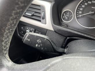 BMW 3-serie 3 serie (F30) Sedan 318d 2.0 16V (B47-D20A) [100kW]  (03-2012/10-2018)= picture 31