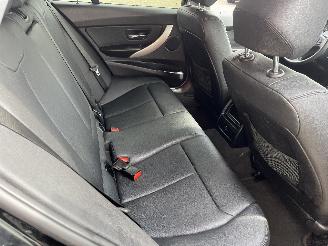 BMW 3-serie 3 serie (F30) Sedan 318d 2.0 16V (B47-D20A) [100kW]  (03-2012/10-2018)= picture 26