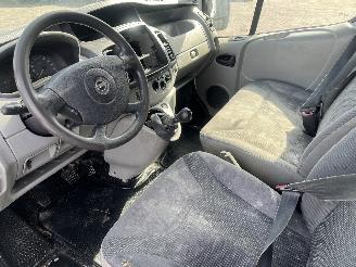 Opel Vivaro Vivaro Van 2.0 CDTI (M9R-782) [66kW]  (08-2006/07-2014) picture 13