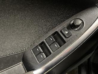 Mazda CX-5 CX-5 I (KE,GH) SUV 2.0 SkyActiv-G 165 16V 2WD (PEY6) [121kW]  (11-2011=
/06-2017) picture 13