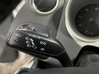 Seat Ibiza Ibiza IV (6J5) Hatchback 5-drs 1.2 TDI Ecomotive (CFWA) [55kW]  (06-20=
10/05-2015) picture 17