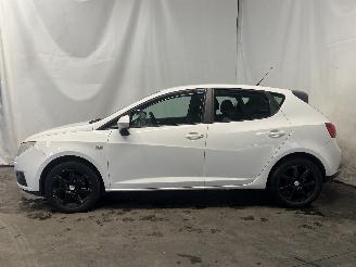 Seat Ibiza Ibiza IV (6J5) Hatchback 5-drs 1.2 TDI Ecomotive (CFWA) [55kW]  (06-20=
10/05-2015) picture 4