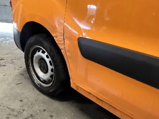 Peugeot Partner Partner (GC/GF/GG/GJ/GK) Van 1.6 HDI, BlueHDI 75 (DV6FE(BHW)) [55kW]  =
(07-2011/12-2018) picture 21