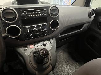 Peugeot Partner Partner (GC/GF/GG/GJ/GK) Van 1.6 HDI, BlueHDI 75 (DV6FE(BHW)) [55kW]  =
(07-2011/12-2018) picture 16