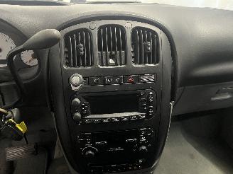 Chrysler Voyager Voyager/Grand Voyager (RG/RS) MPV 3.3 V6 (EGM) [128kW]  (02-2000/12-20=
08) picture 19