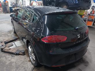 Seat Leon Leon (1P1) Hatchback 5-drs 1.2 TSI (CBZB) [77kW]  (02-2010/12-2012) picture 4