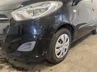 Hyundai I-10 i10 (F5) Hatchback 1.1i 12V (G4HG5) [51kW]  (04-2011/12-2013) picture 7