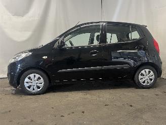 Hyundai I-10 i10 (F5) Hatchback 1.1i 12V (G4HG5) [51kW]  (04-2011/12-2013) picture 4