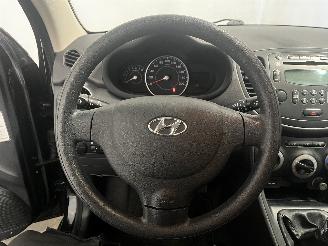 Hyundai I-10 i10 (F5) Hatchback 1.1i 12V (G4HG5) [51kW]  (04-2011/12-2013) picture 17