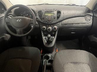 Hyundai I-10 i10 (F5) Hatchback 1.1i 12V (G4HG5) [51kW]  (04-2011/12-2013) picture 14