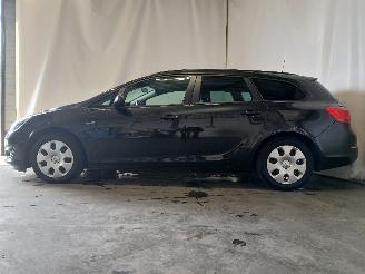 Opel Astra Astra J Sports Tourer (PD8/PE8/PF8) Combi 1.7 CDTi 16V (A17DTE(Euro 5)=
) [81kW]  (10-2010/10-2015) picture 4