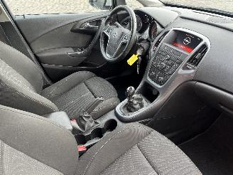 Opel Astra Astra J Sports Tourer (PD8/PE8/PF8) Combi 1.6 CDTI 16V (B16DTL) [81kW]=
  (02-2014/04-2016) picture 8