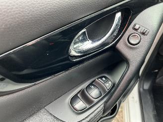 Nissan Qashqai Qashqai (J11) SUV 1.2 DIG-T 16V (HRA2DDT) [85kW]  (11-2013/...) picture 13