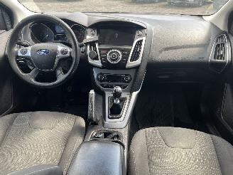 Ford Focus Focus 3 Wagon Combi 1.6 TDCi ECOnetic (NGDB) [77kW]  (05-2012/05-2018)= picture 16