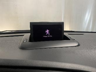 Peugeot 5008 5008 I (0A/0E) MPV 1.6 VTI 16V (EP6(5FW)) [88kW]  (09-2009/03-2017) picture 20