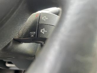 Renault Twingo Twingo II (CN) Hatchback 3-drs 1.2 16V (D4F-764(D4F-E7)) [55kW]  (03-2=
007/09-2014) picture 21