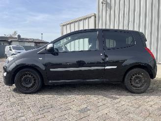 Renault Twingo Twingo II (CN) Hatchback 3-drs 1.2 16V (D4F-764(D4F-E7)) [55kW]  (03-2=
007/09-2014) picture 4