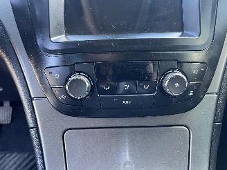 Opel Insignia Insignia Sports Tourer Combi 2.0 CDTI 16V 130 ecoFLEX (A20DTH(Euro 5))=
 [96kW]  (07-2008/06-2015) picture 18