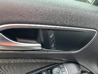 Mercedes A-klasse A (W176) Hatchback 1.6 A-180 16V (M270.910) [90kW]  (09-2012/05-2018) picture 22