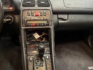 Mercedes CLK CLK (C208) Coupé 3.2 320 V6 18V (M112.940) [160kW]  (06-1997/06-2002=
) picture 19