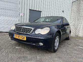 Schadeauto Mercedes C-klasse C (W203) Sedan 1.8 C-180K 16V (M271.946) [105kW]  (05-2002/02-2007) 2002/10