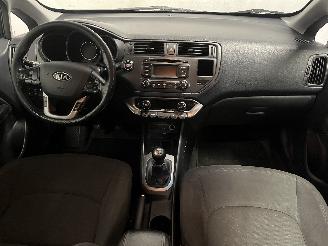 Kia Rio Rio III (UB) Hatchback 1.2 CVVT 16V (G4LA5) [63kW]  (09-2011/12-2017) picture 16