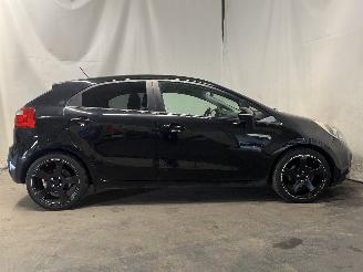 Kia Rio Rio III (UB) Hatchback 1.2 CVVT 16V (G4LA5) [63kW]  (09-2011/12-2017) picture 12