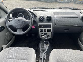 Dacia Logan Logan MCV I (KS) Combi 1.6 (K7M-718) [64kW]  (02-2007/06-2013) picture 13