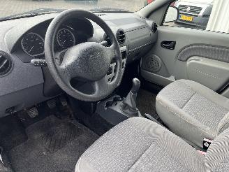 Dacia Logan Logan MCV I (KS) Combi 1.6 (K7M-718) [64kW]  (02-2007/06-2013) picture 14