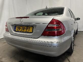 Mercedes E-klasse E (W211) Sedan 2.6 E-240 V6 18V (M112.913) [130kW]  (03-2002/12-2008) picture 7