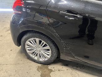 Peugeot 208 208 I (CA/CC/CK/CL) Hatchback 1.2 Vti 12V PureTech 82 (EB2F(HMZ)) [60k=
W]  (03-2012/12-2019) picture 16