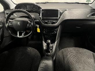 Peugeot 208 208 I (CA/CC/CK/CL) Hatchback 1.2 Vti 12V PureTech 82 (EB2F(HMZ)) [60k=
W]  (03-2012/12-2019) picture 19