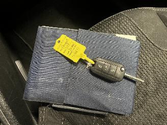 Peugeot 208 208 I (CA/CC/CK/CL) Hatchback 1.2 Vti 12V PureTech 82 (EB2F(HMZ)) [60k=
W]  (03-2012/12-2019) picture 27