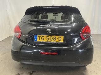 Peugeot 208 208 I (CA/CC/CK/CL) Hatchback 1.2 Vti 12V PureTech 82 (EB2F(HMZ)) [60k=
W]  (03-2012/12-2019) picture 31