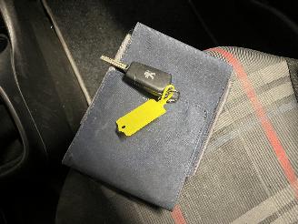 Peugeot 108 108 Hatchback 1.0 12V (1KRFE(CFB)) [51kW]  (05-2014/...) picture 28