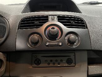Renault Kangoo Kangoo/Grand Kangoo (KW) MPV 1.6 16V (K4M-830(K4M-G8)) [78kW]  (02-200=
8/...) picture 17