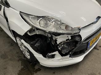 Ford Fiesta Fiesta 6 (JA8) Hatchback 1.6 16V Sport (HXJB) [88kW]  (06-2008/01-2018=
) picture 8